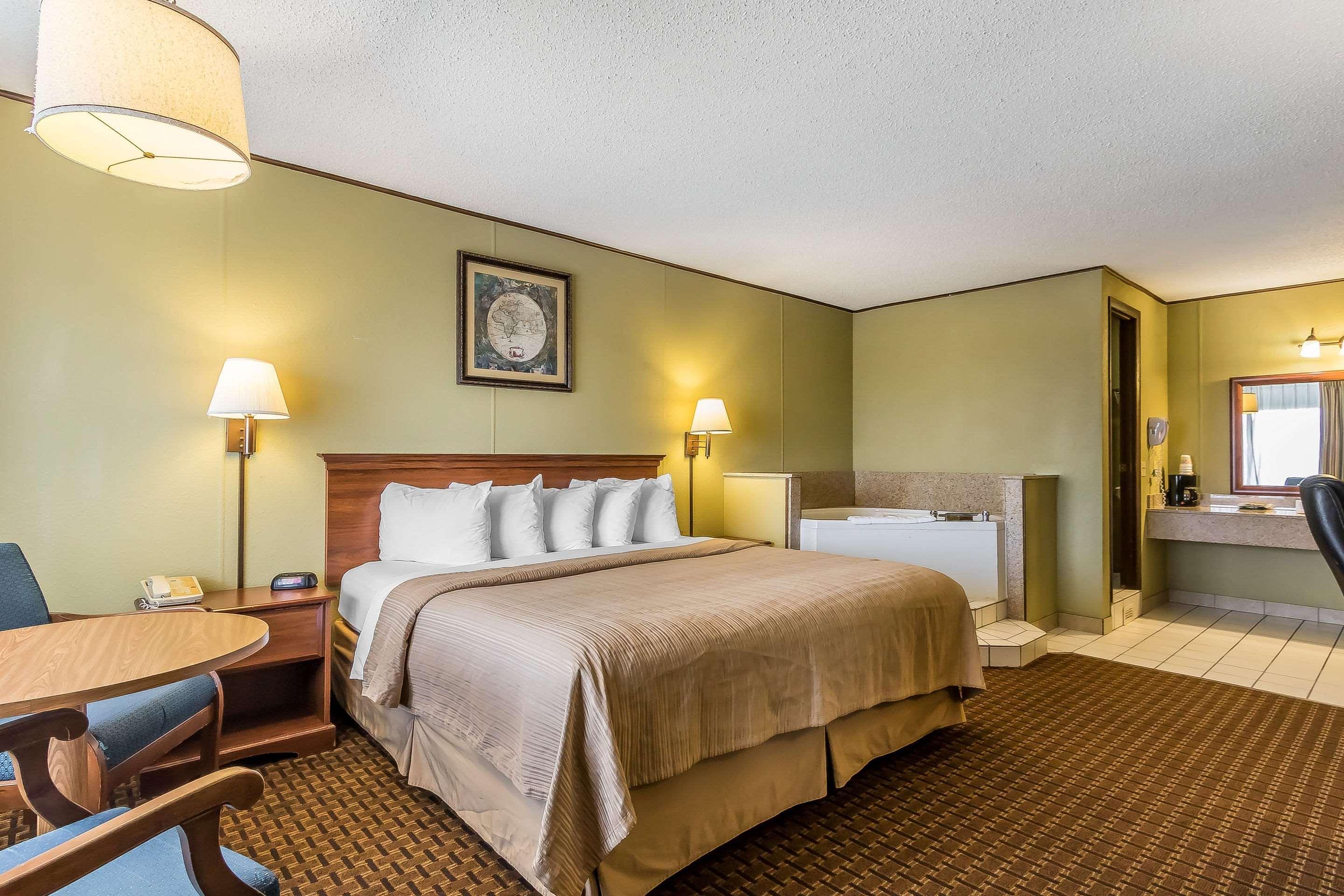 Quality Inn Branson On The Strip Exteriör bild
