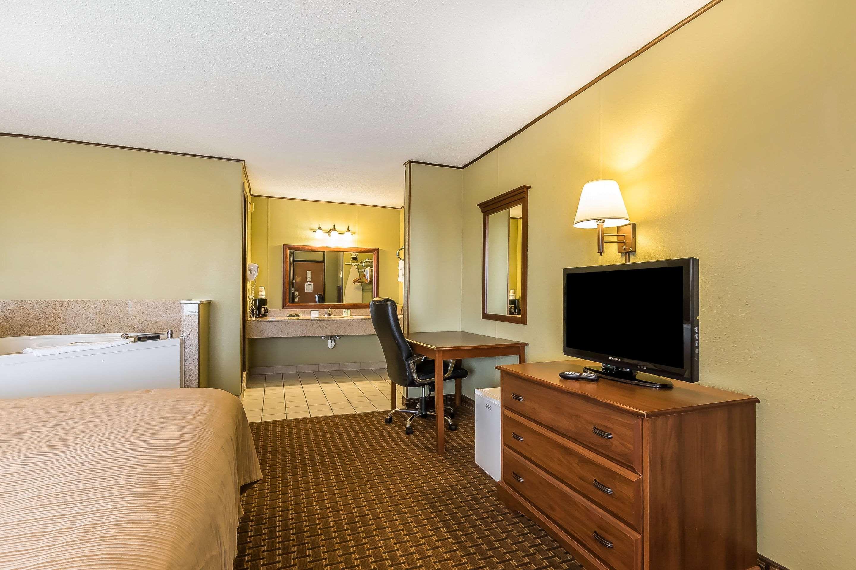 Quality Inn Branson On The Strip Exteriör bild